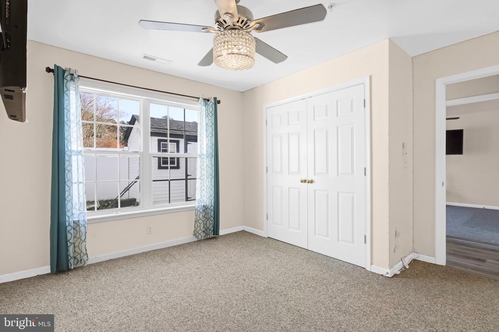 201 CARSONS COURT