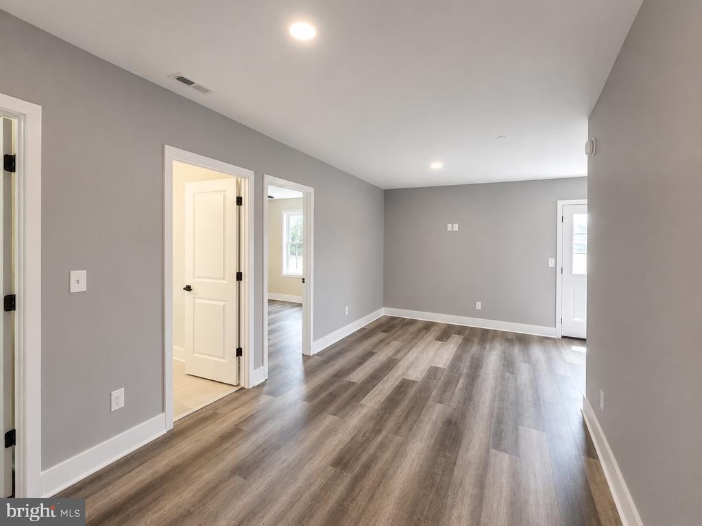 31 PREAKNESS DRIVE