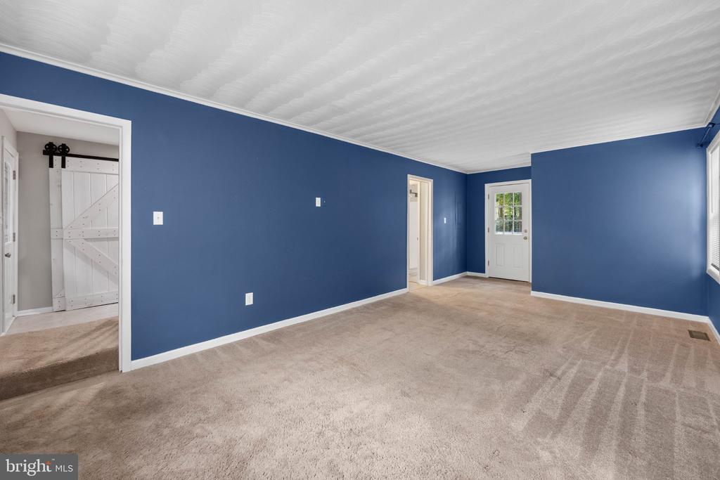 63 NEWPORT DRIVE