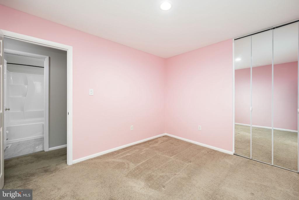 63 NEWPORT DRIVE