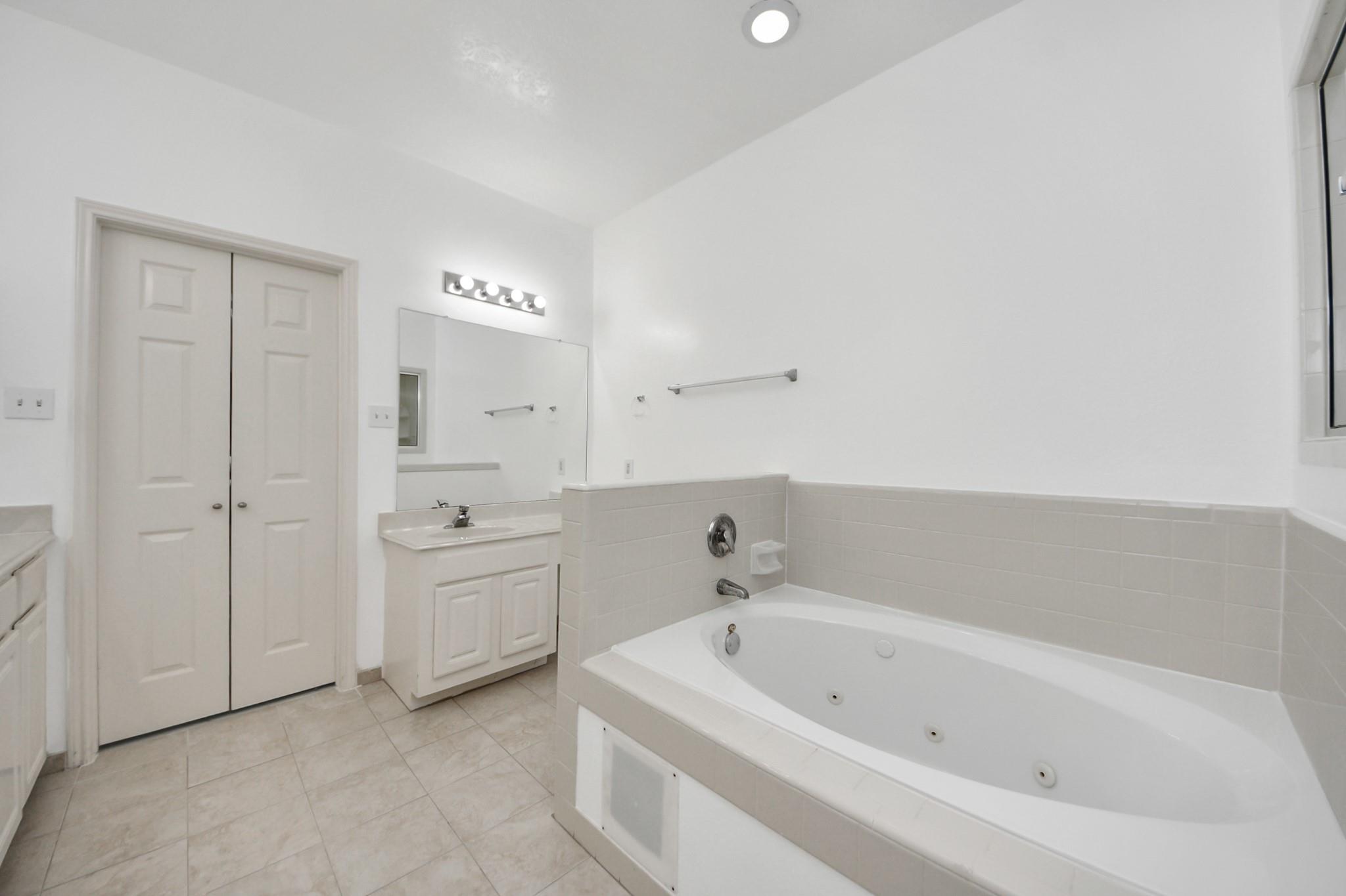 3138 Waters View Drive