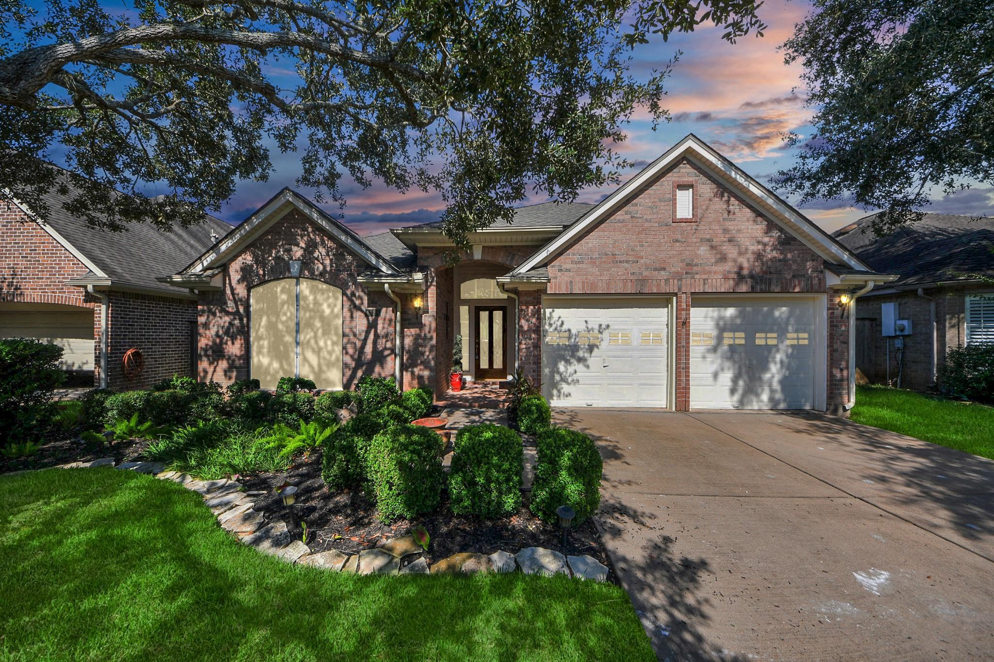 4139 Lakeshore Forest Drive