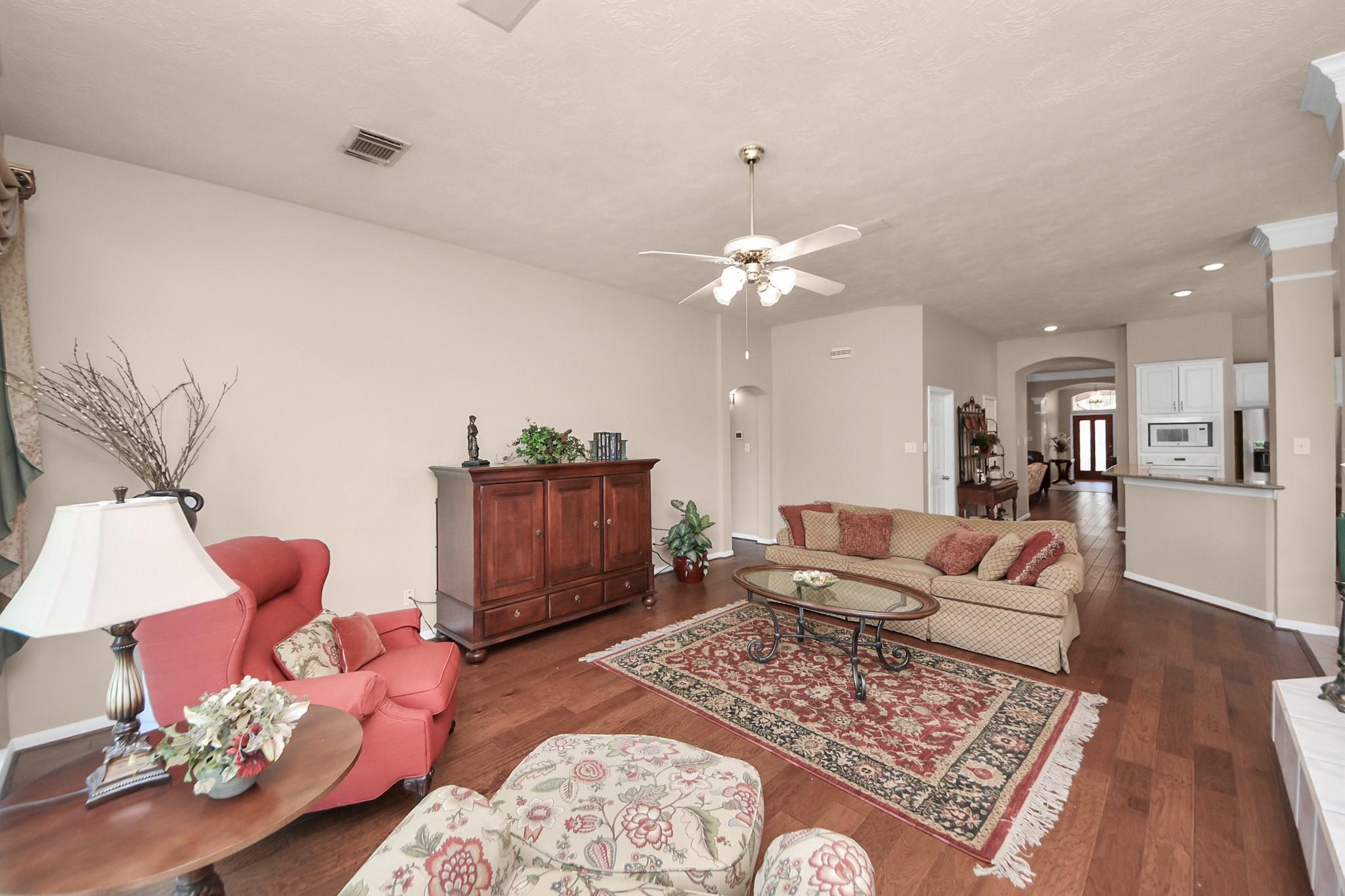 4139 Lakeshore Forest Drive