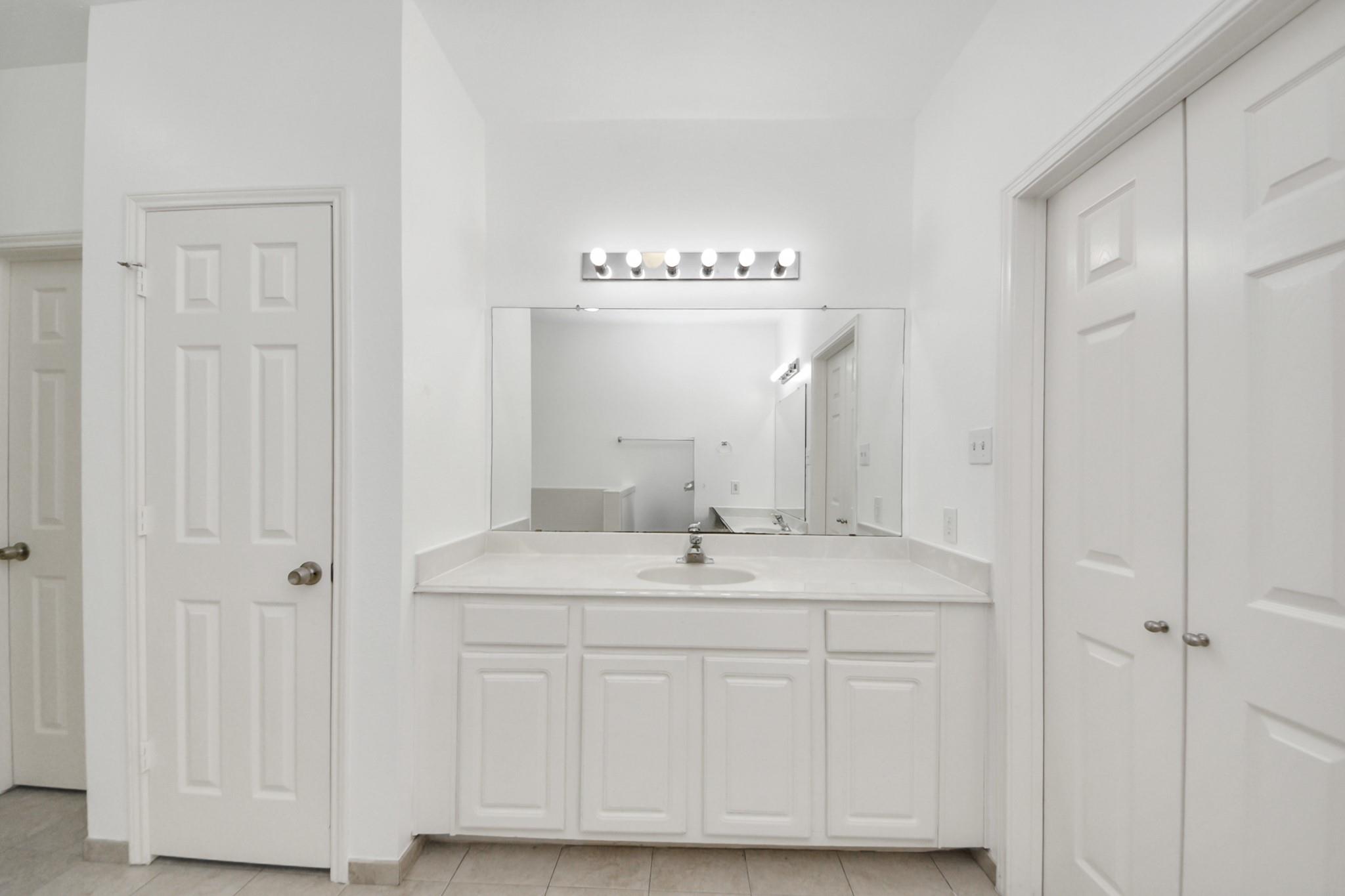 3138 Waters View Drive