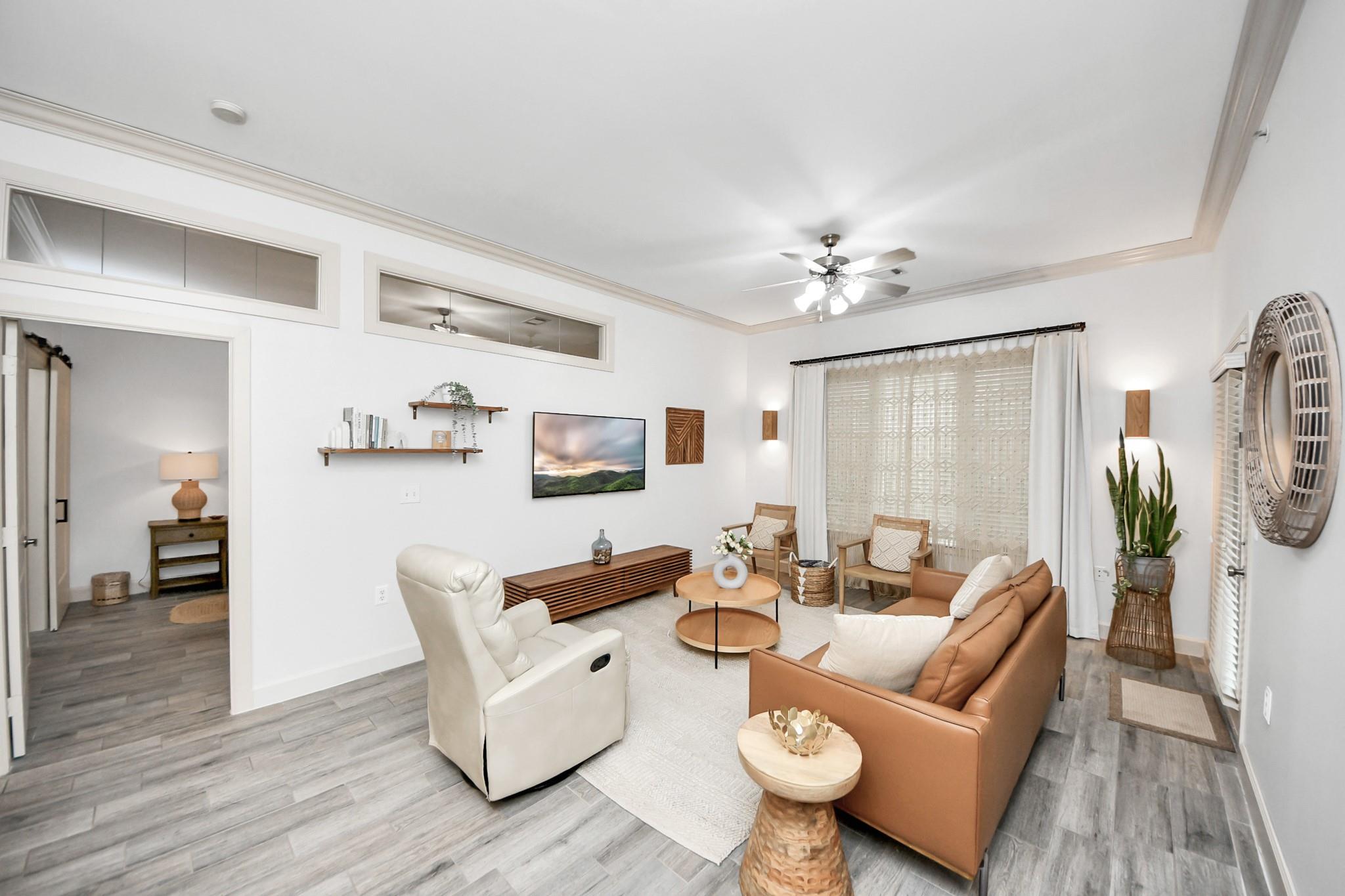 1900 Genesee Street # 204