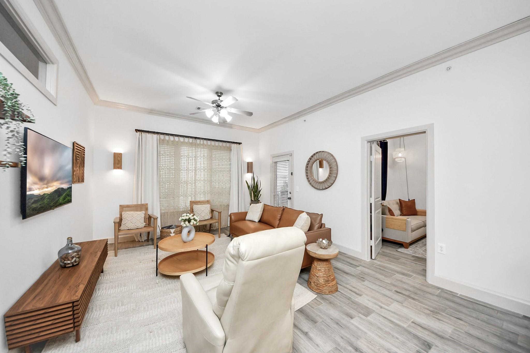 1900 Genesee Street # 204