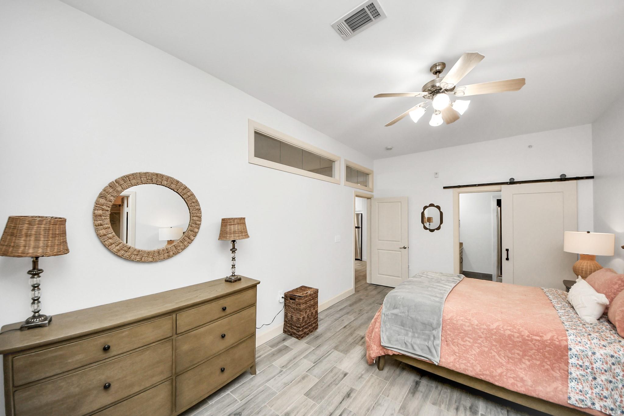 1900 Genesee Street # 204