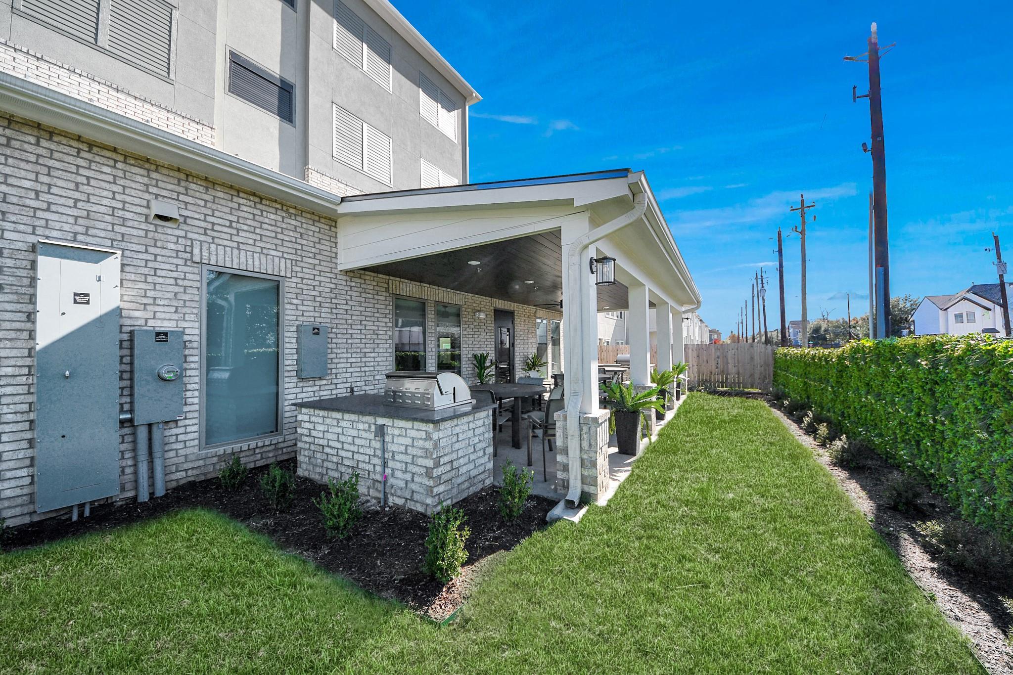 1938 Knoll Street # 1109
