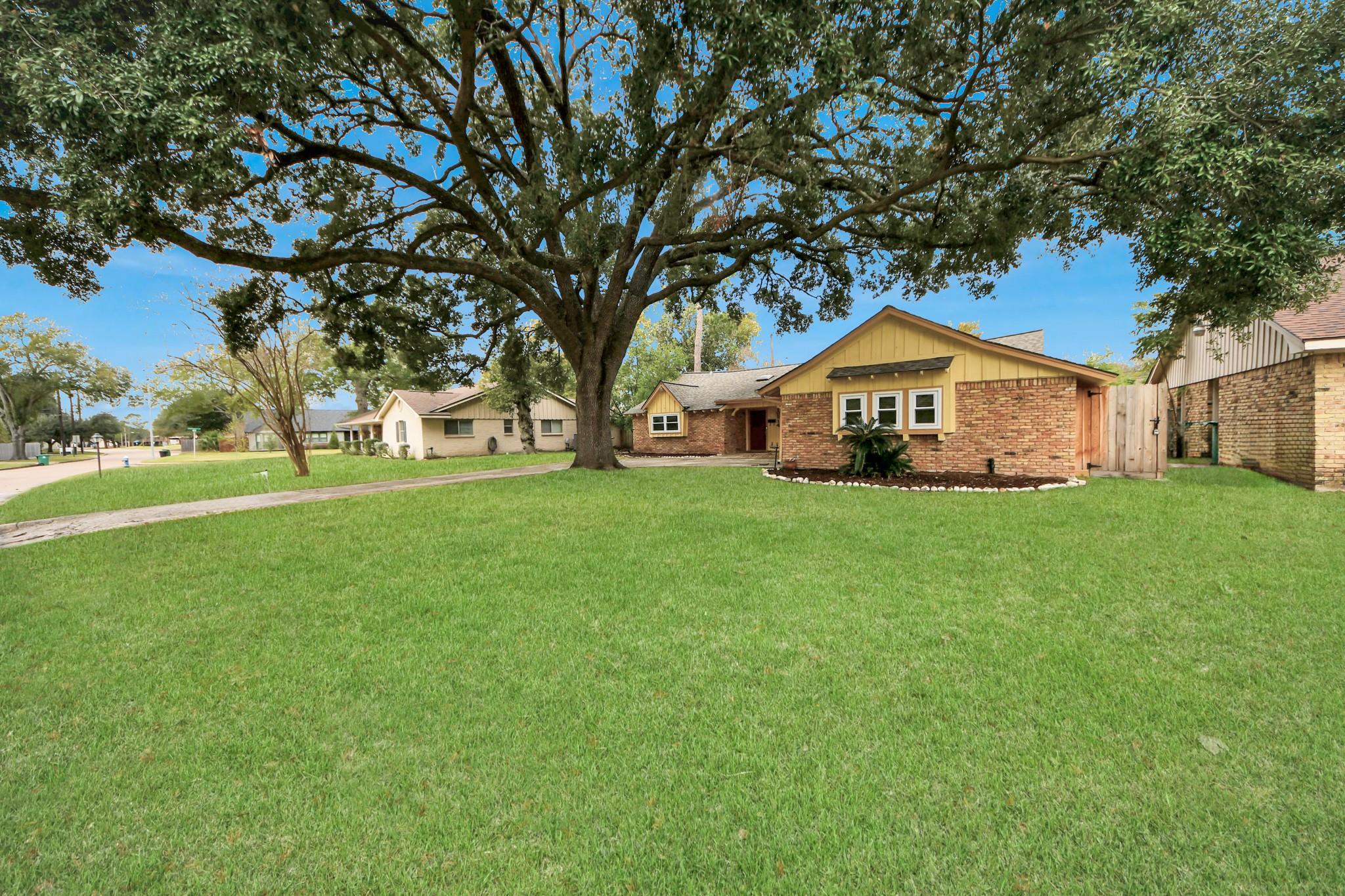 10514 Haddington Drive