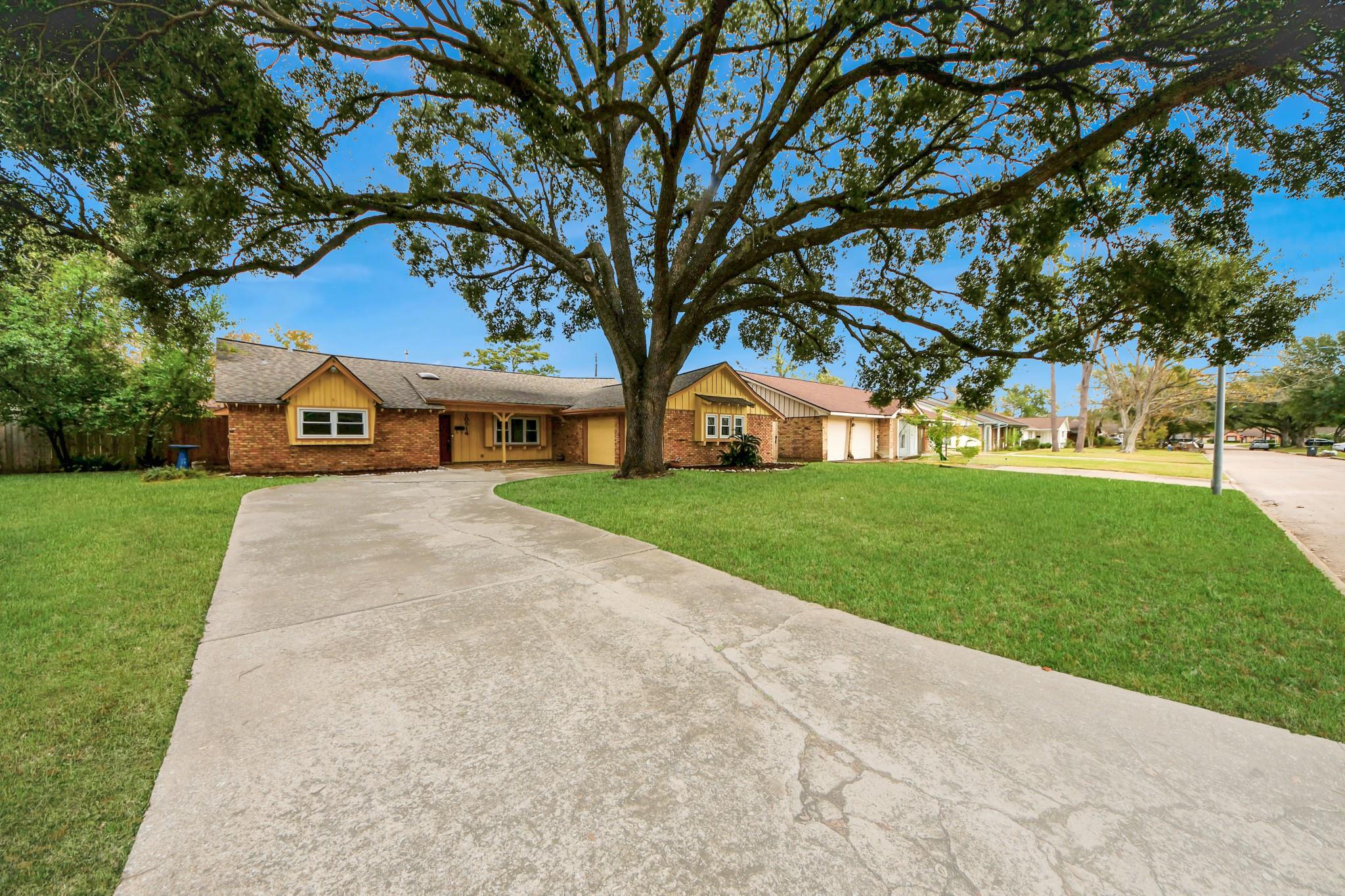 10514 Haddington Drive