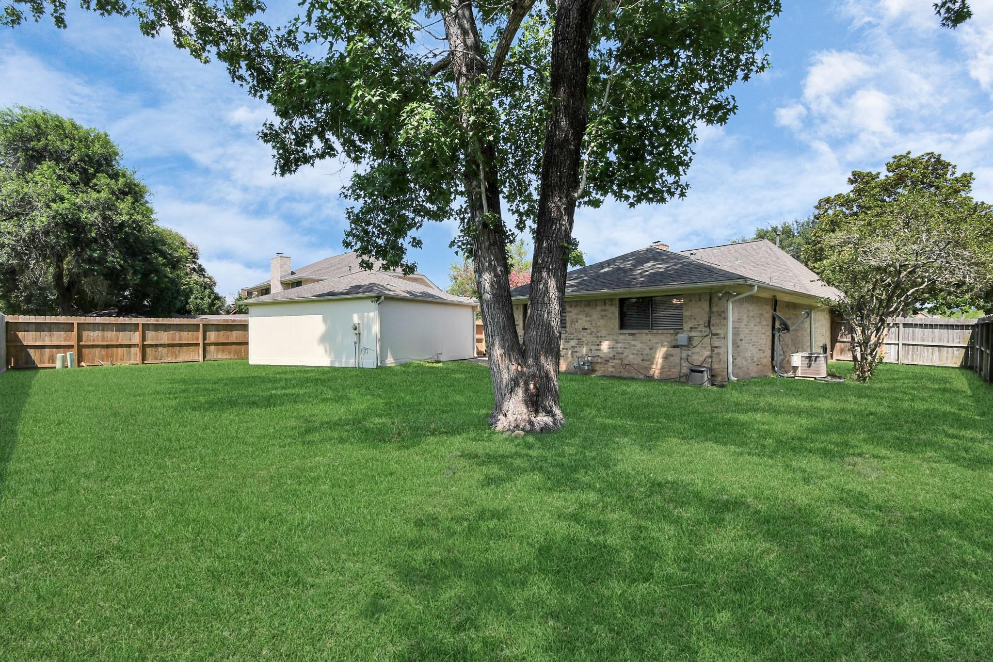 2514 Trailside Court