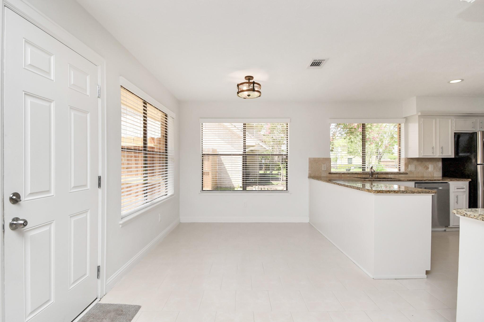 2514 Trailside Court
