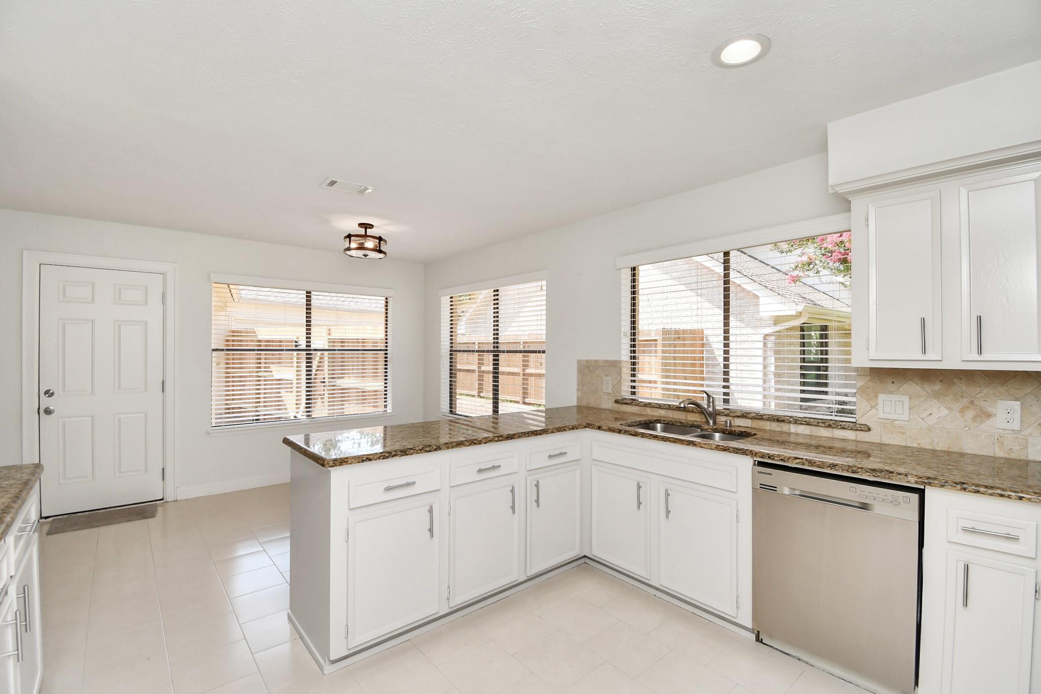 2514 Trailside Court