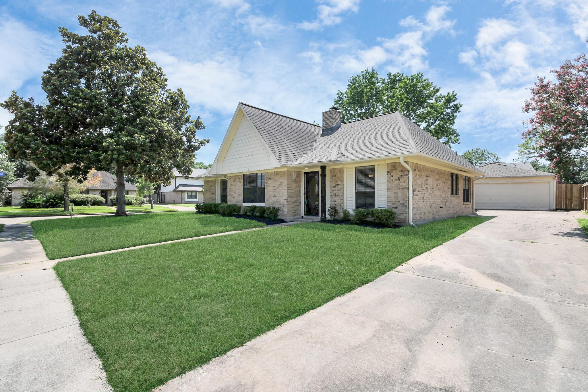 2514 Trailside Court