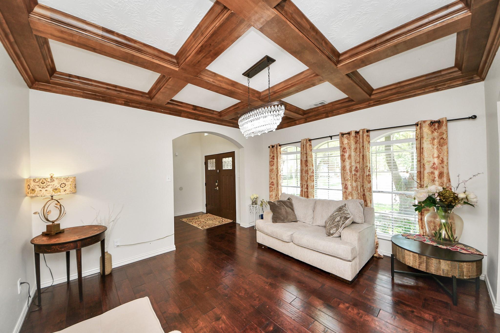 922 Bayhill Drive