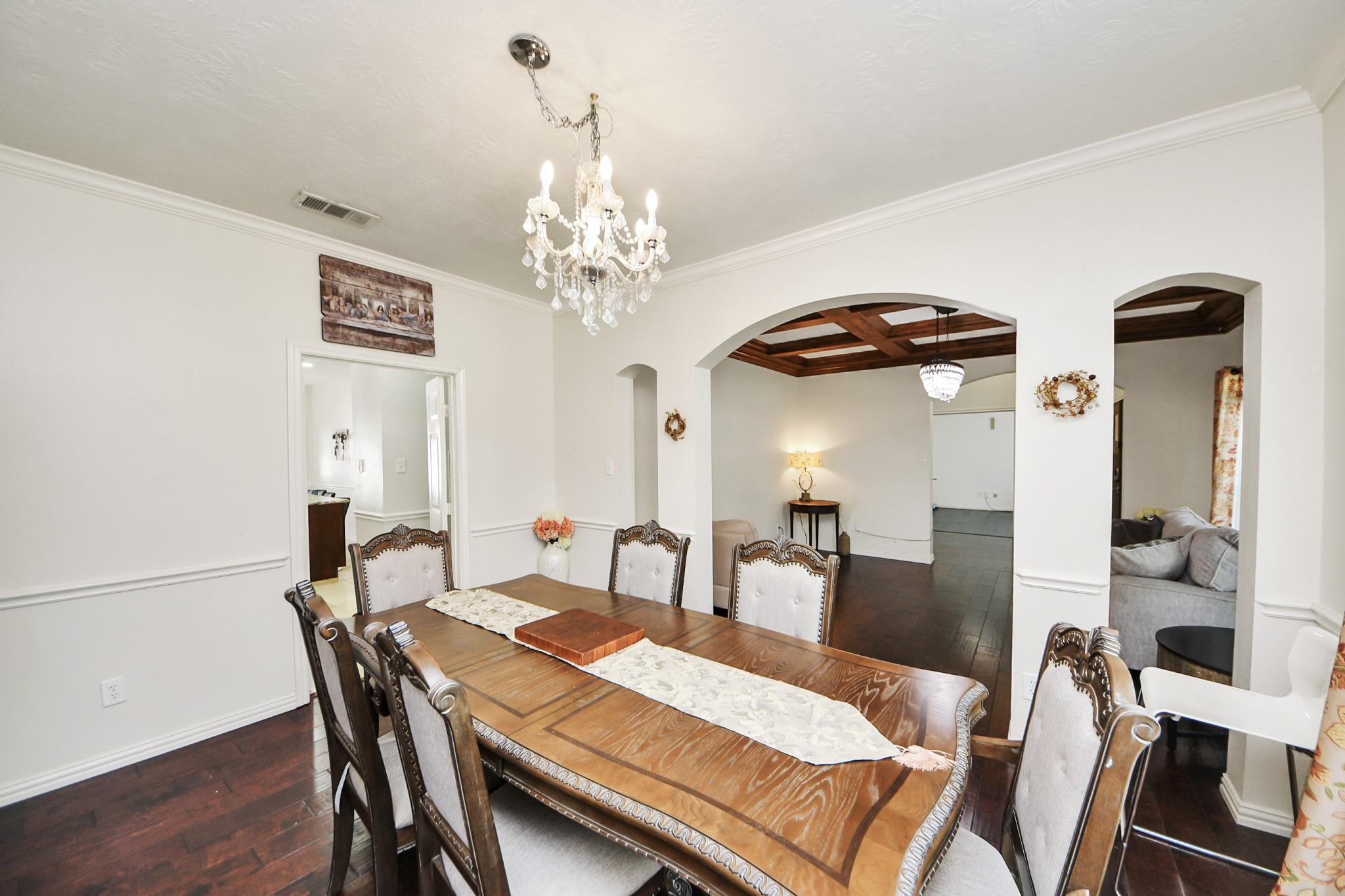 922 Bayhill Drive