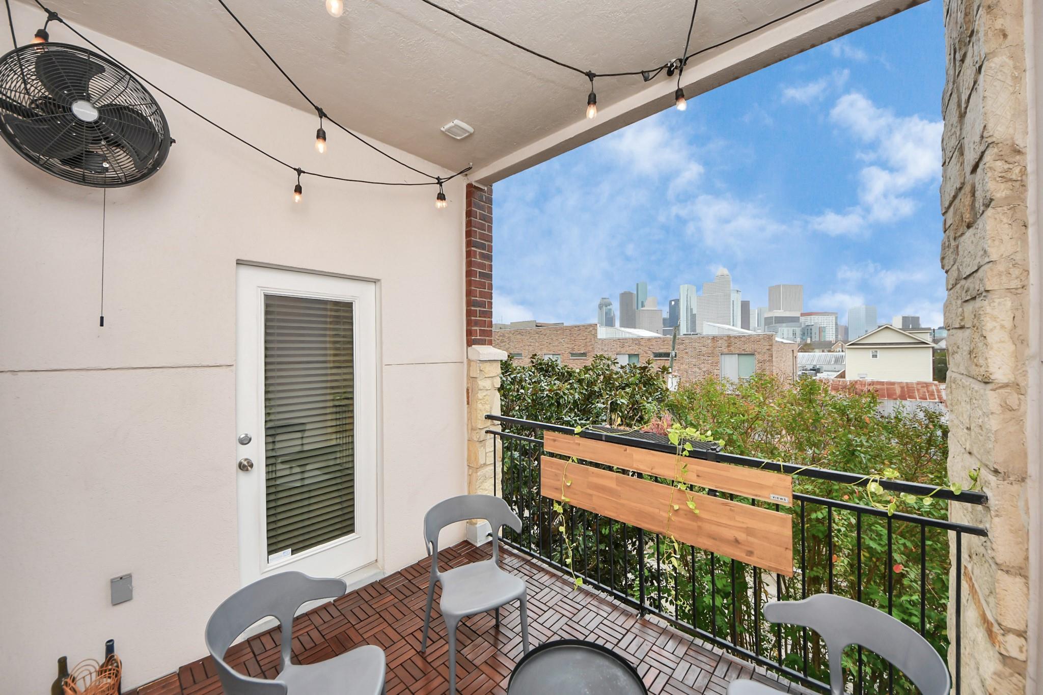 1900 Genesee Street # 204