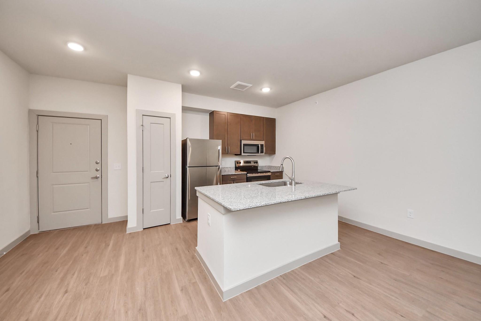 4639 Techniplex Drive # 1103