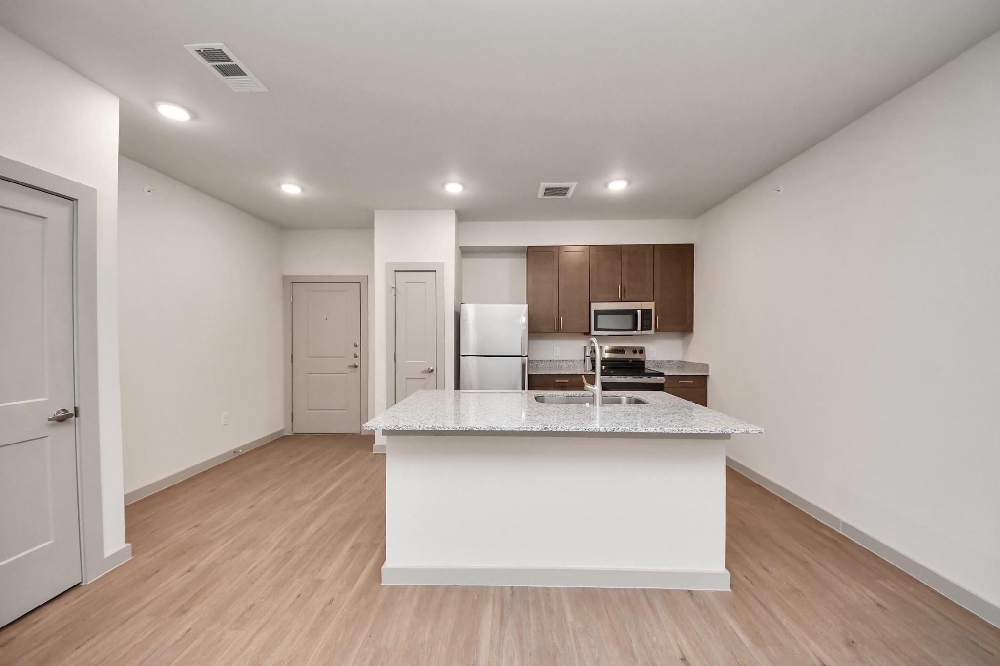 4639 Techniplex Drive # 1103
