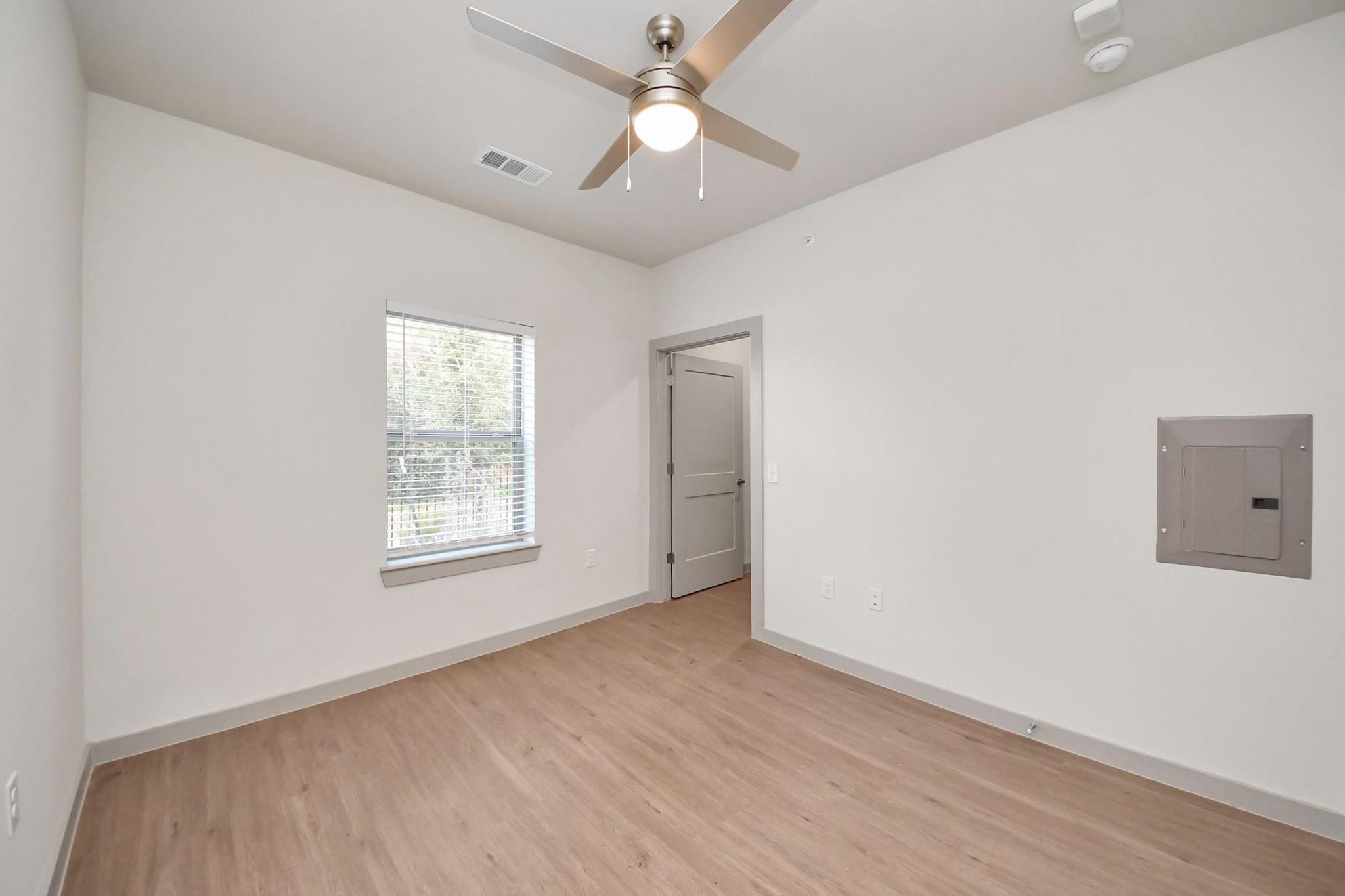 4639 Techniplex Drive # 1103