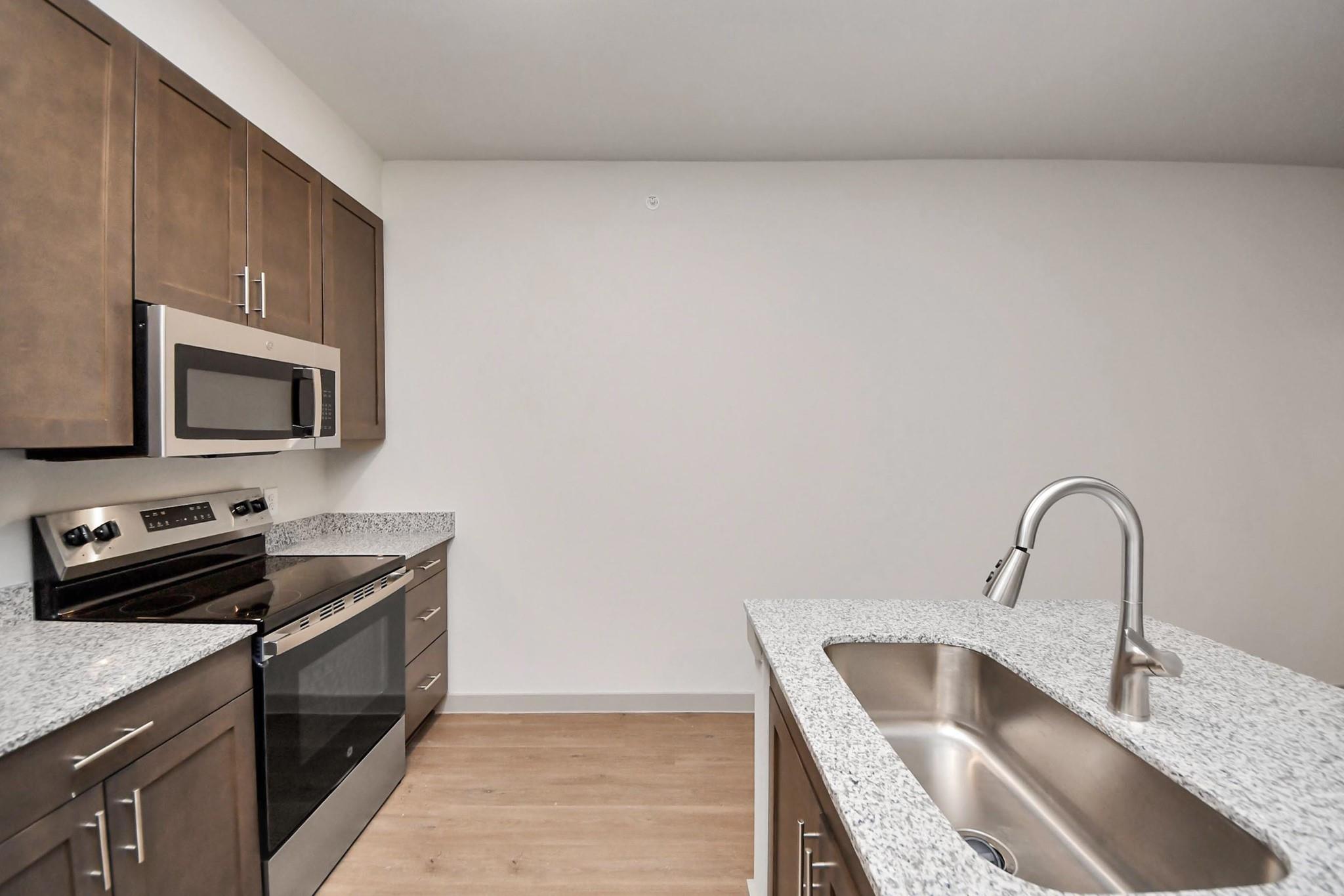4639 Techniplex Drive # 1103