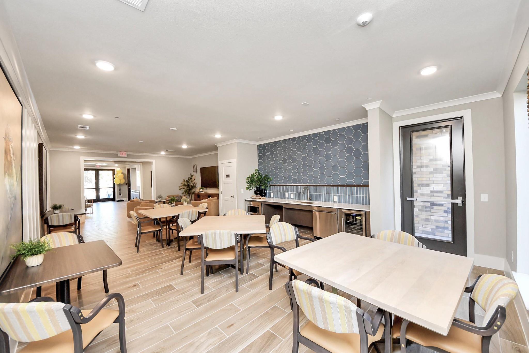 4639 Techniplex Drive # 1103
