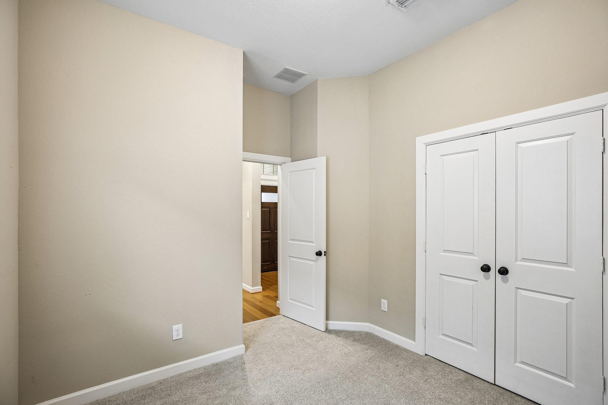 6026 Leafwing Trail