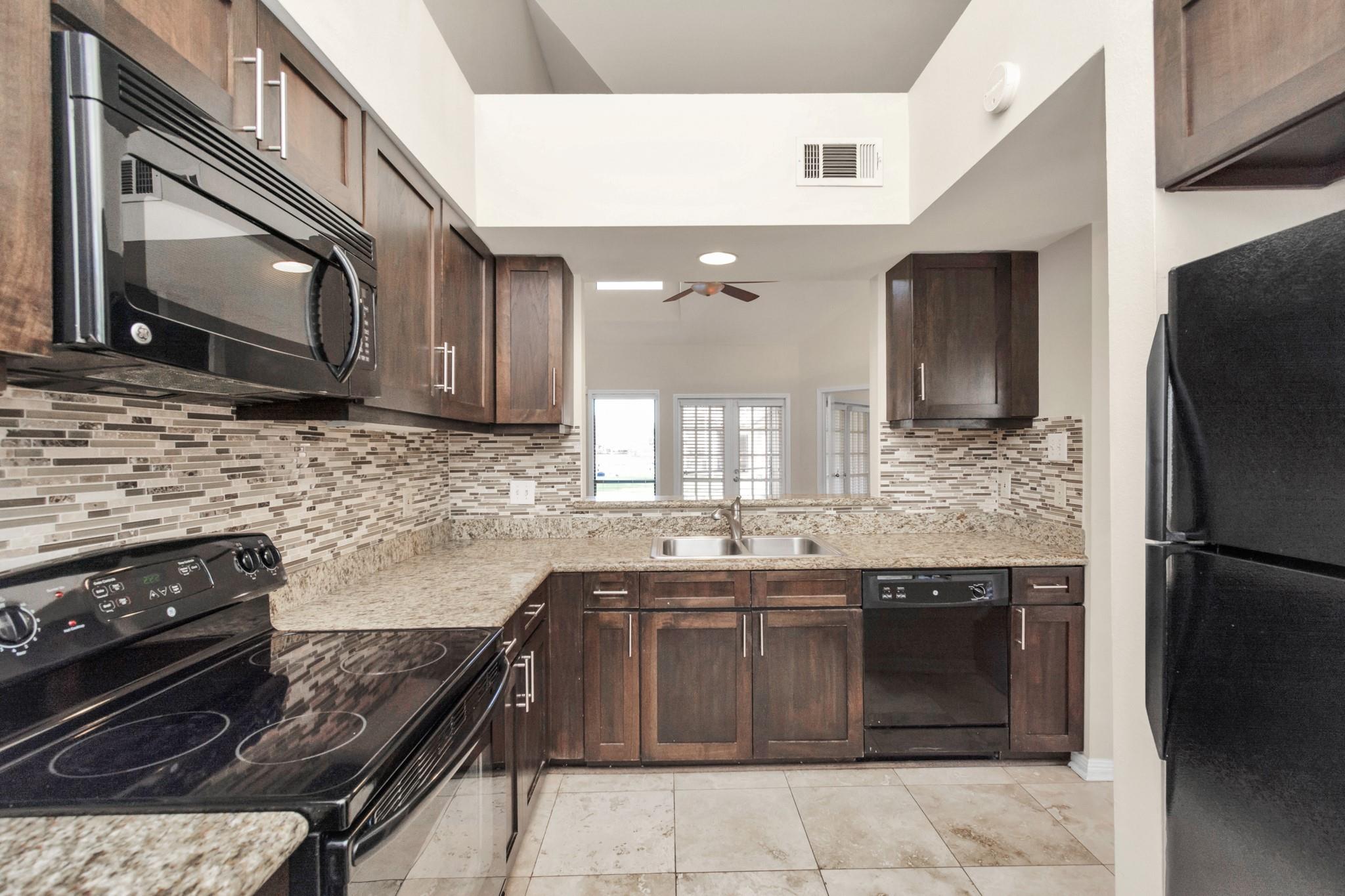 4144 Greystone Way # 703