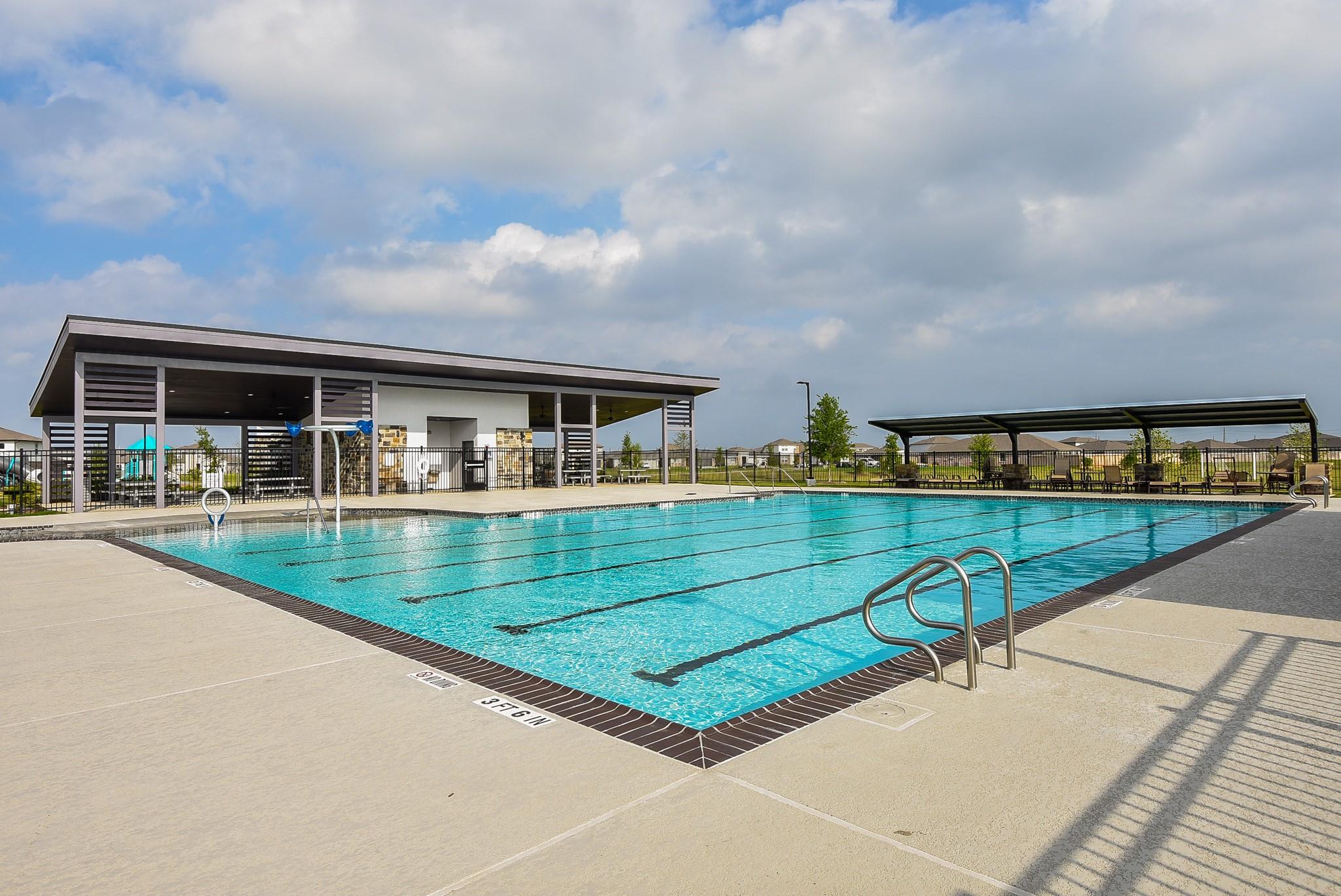 7827 Sleek Flock Lane