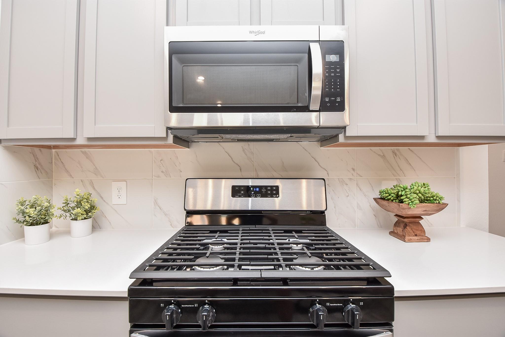 7827 Sleek Flock Lane