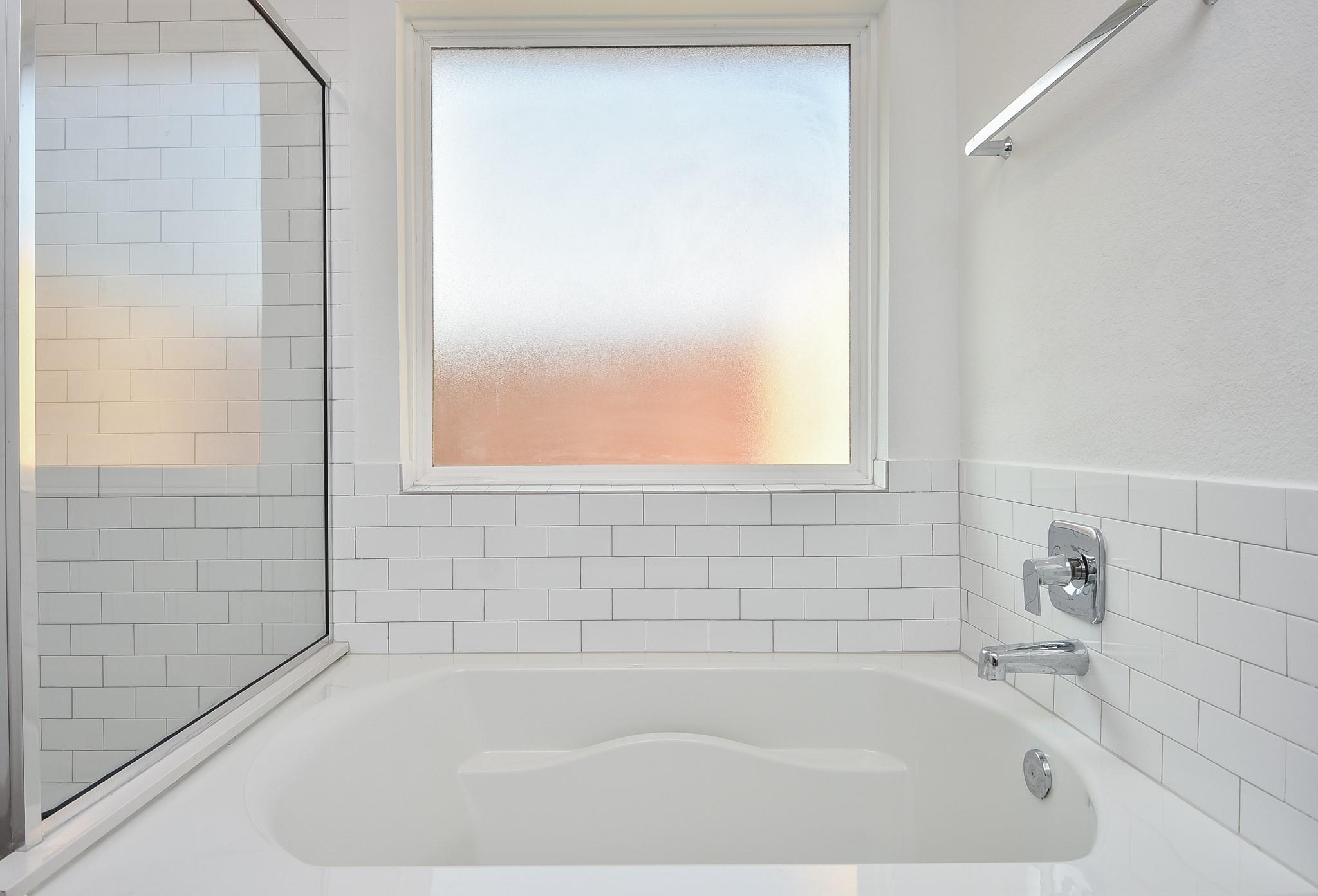 7827 Sleek Flock Lane