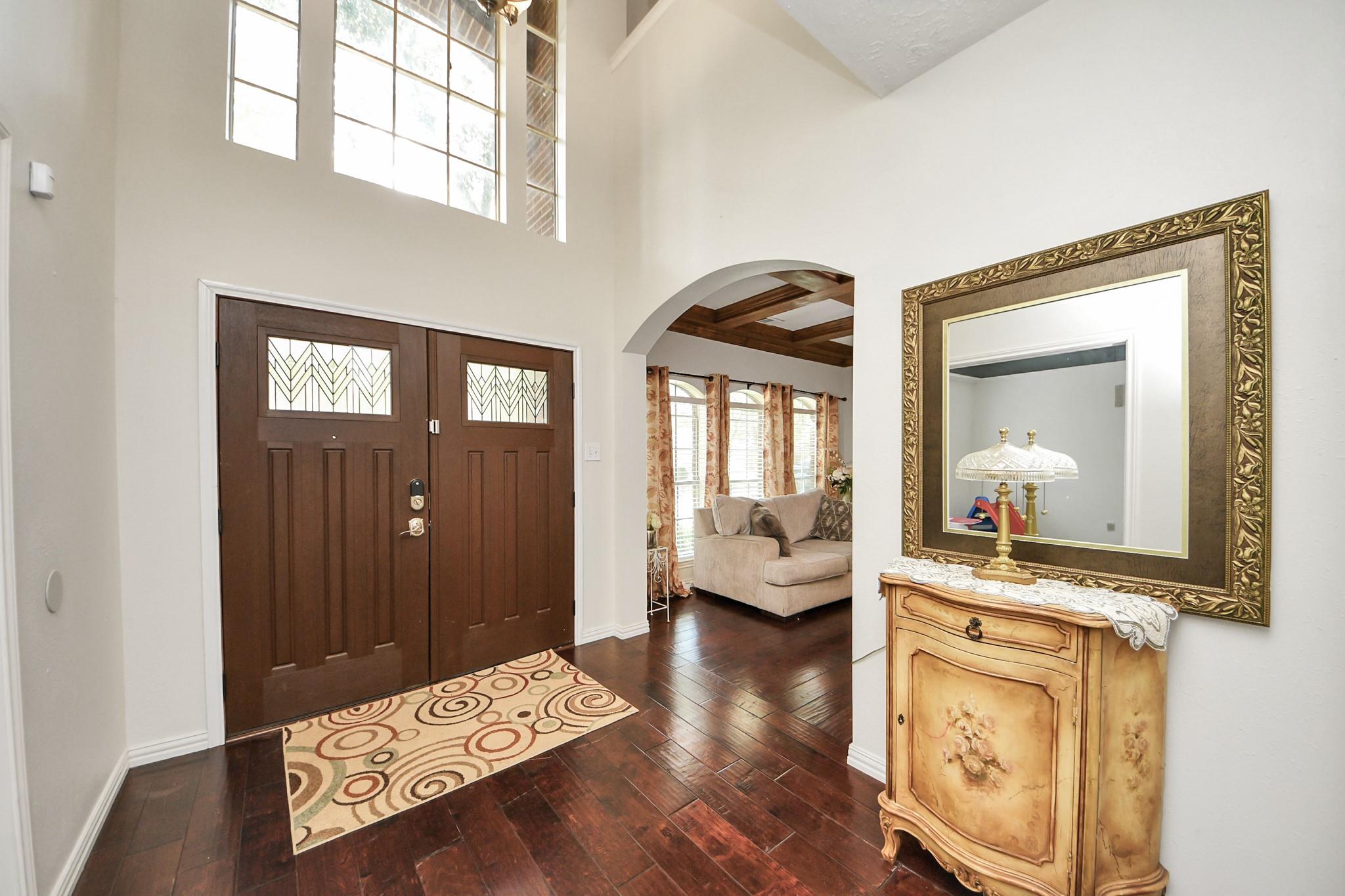 922 Bayhill Drive