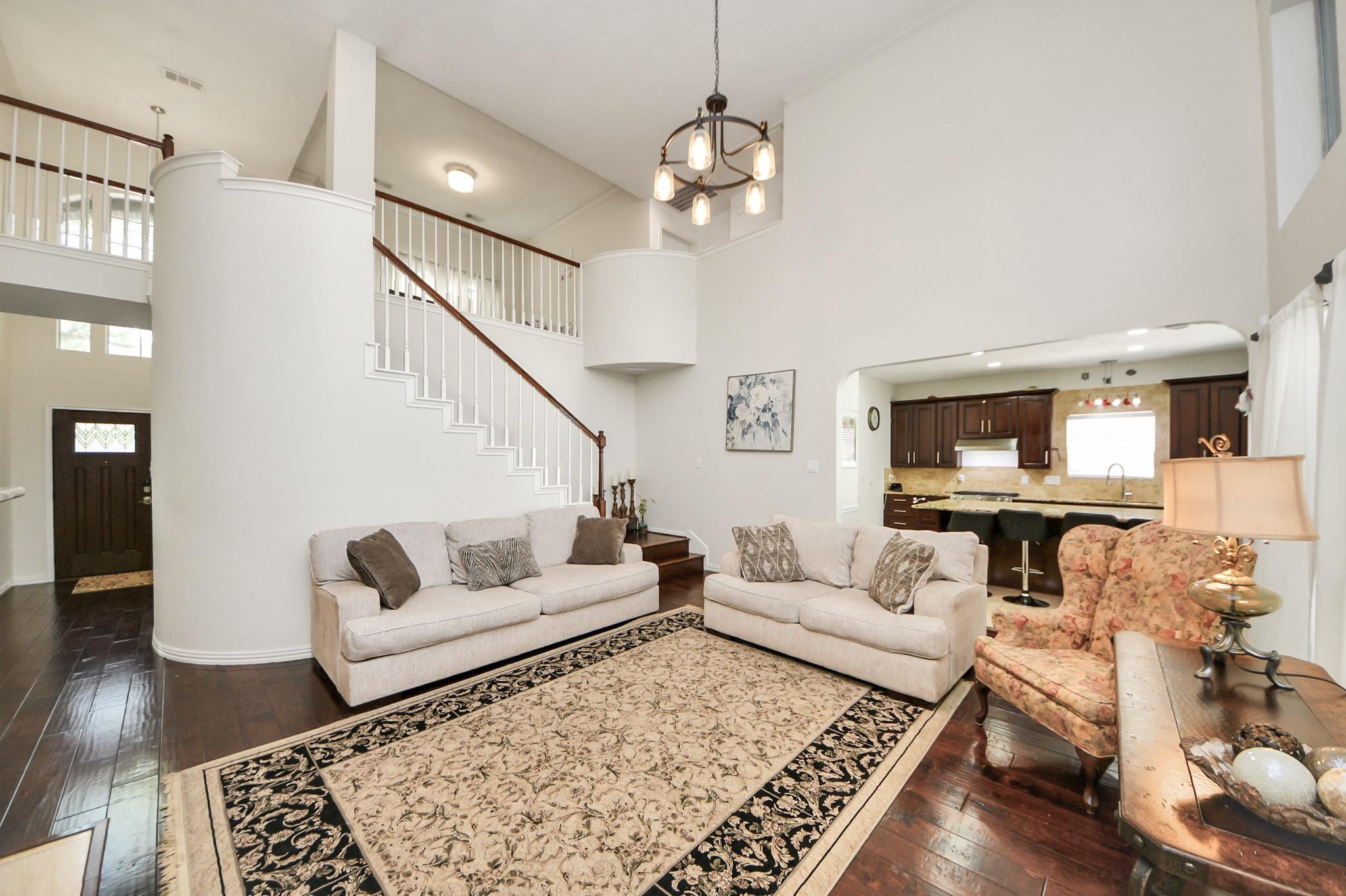 922 Bayhill Drive