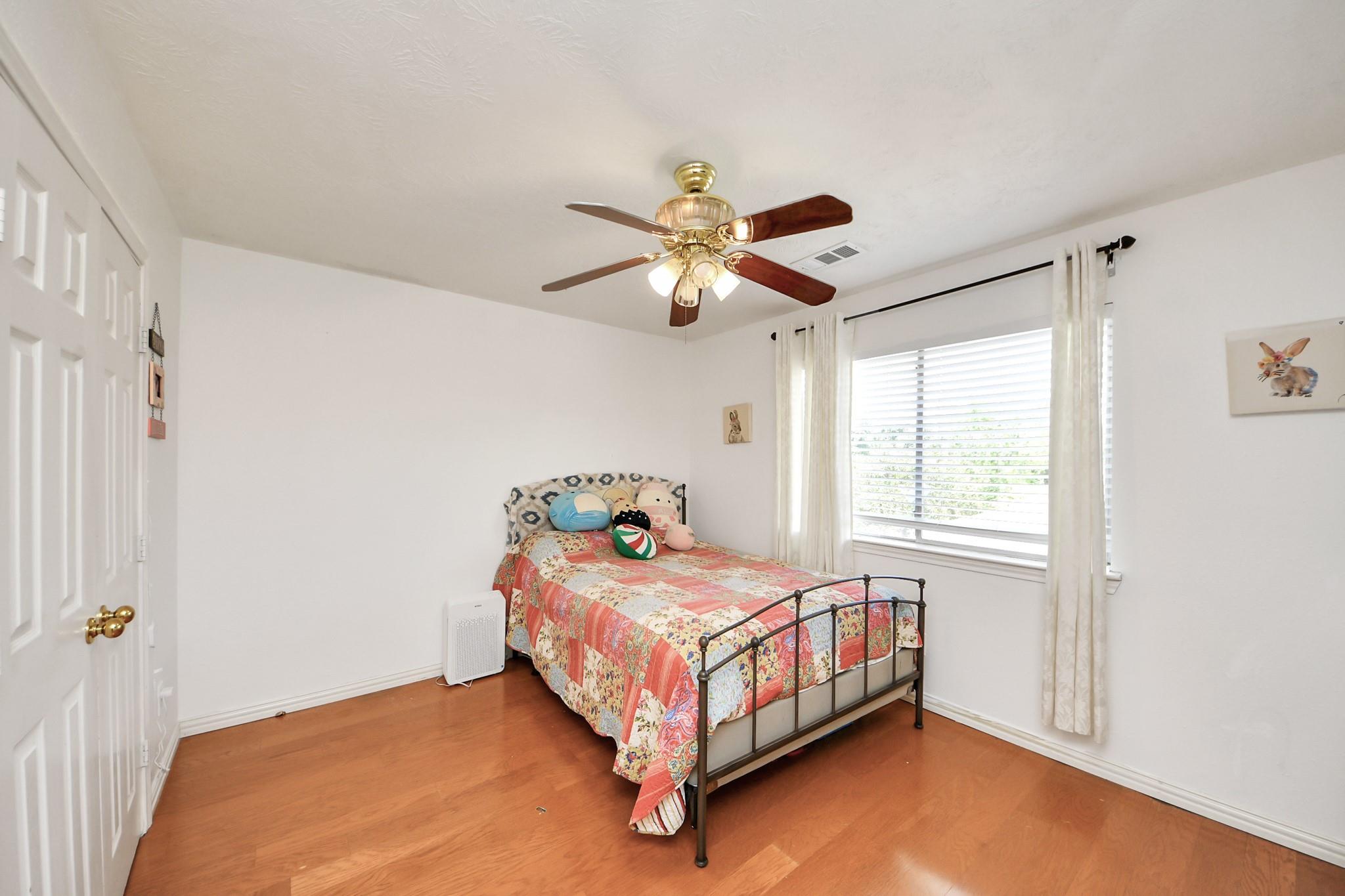 922 Bayhill Drive