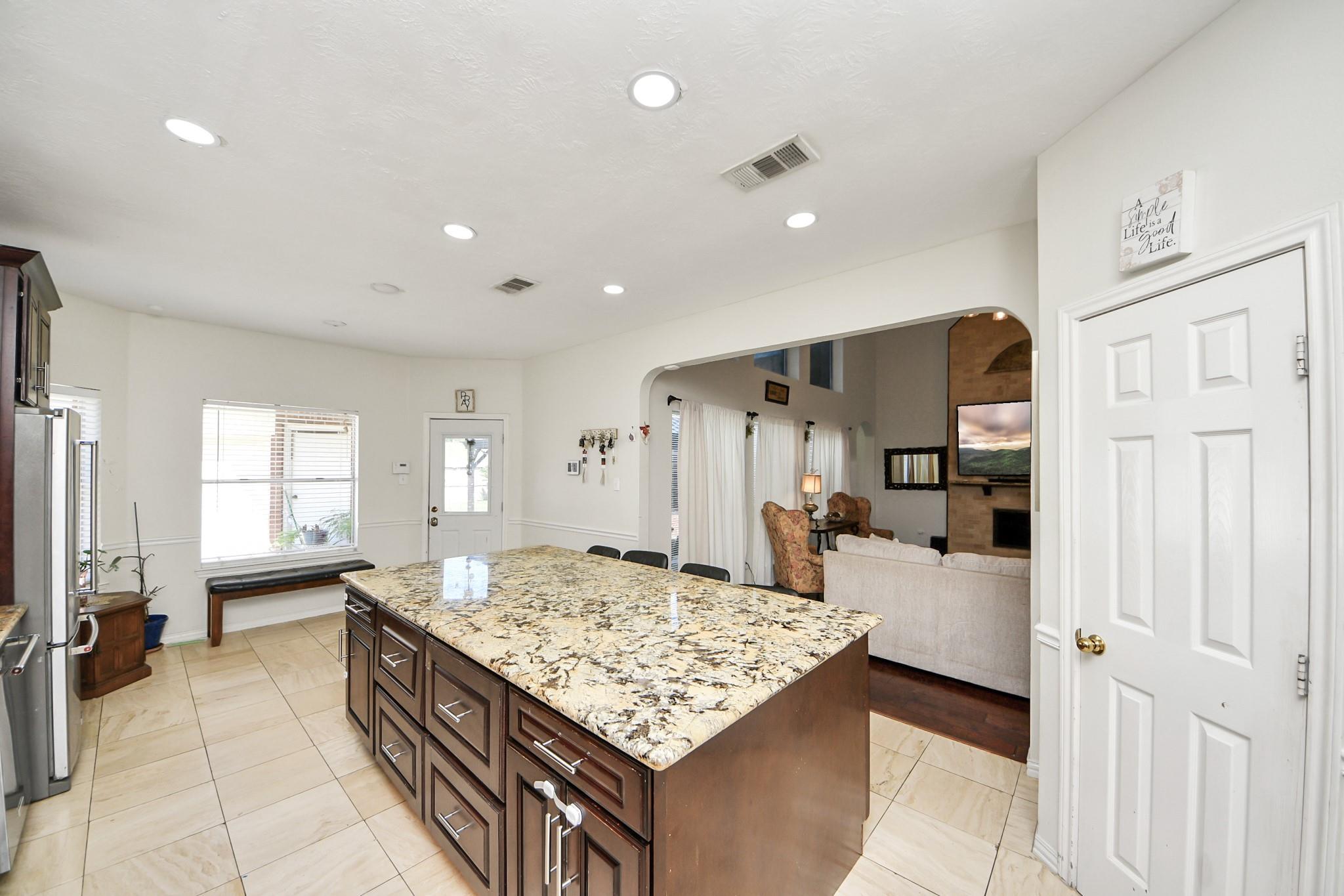 922 Bayhill Drive