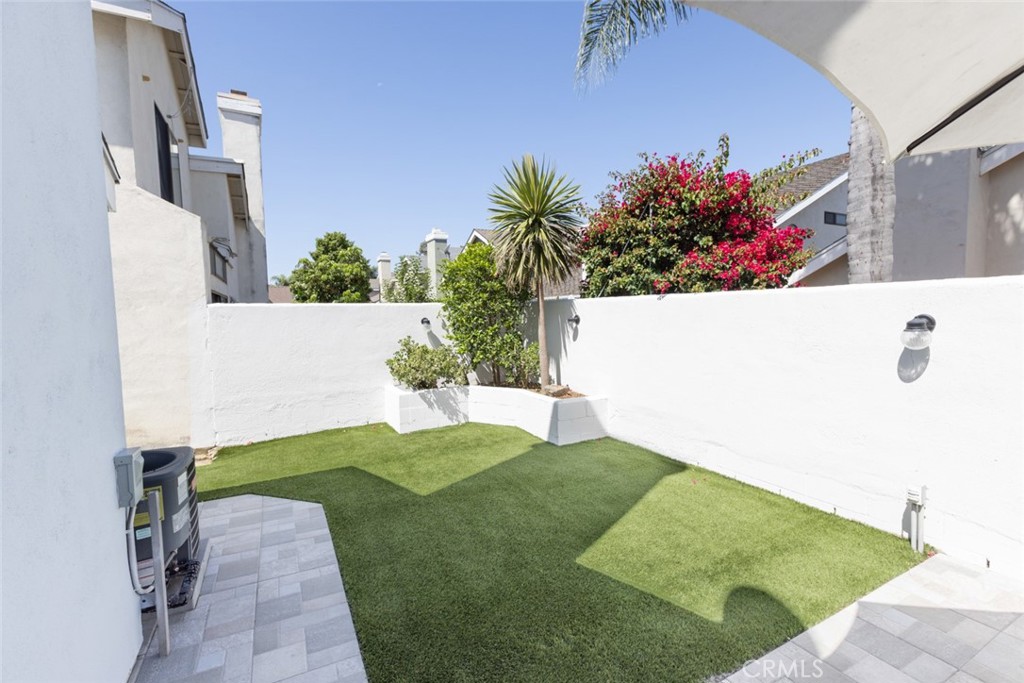 12568 Wedgwood Circle