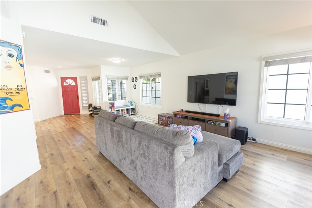 12568 Wedgwood Circle