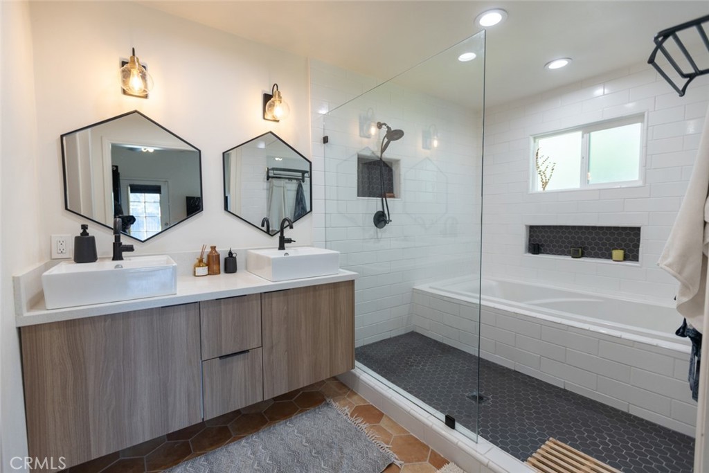 1361 Kenneth Drive