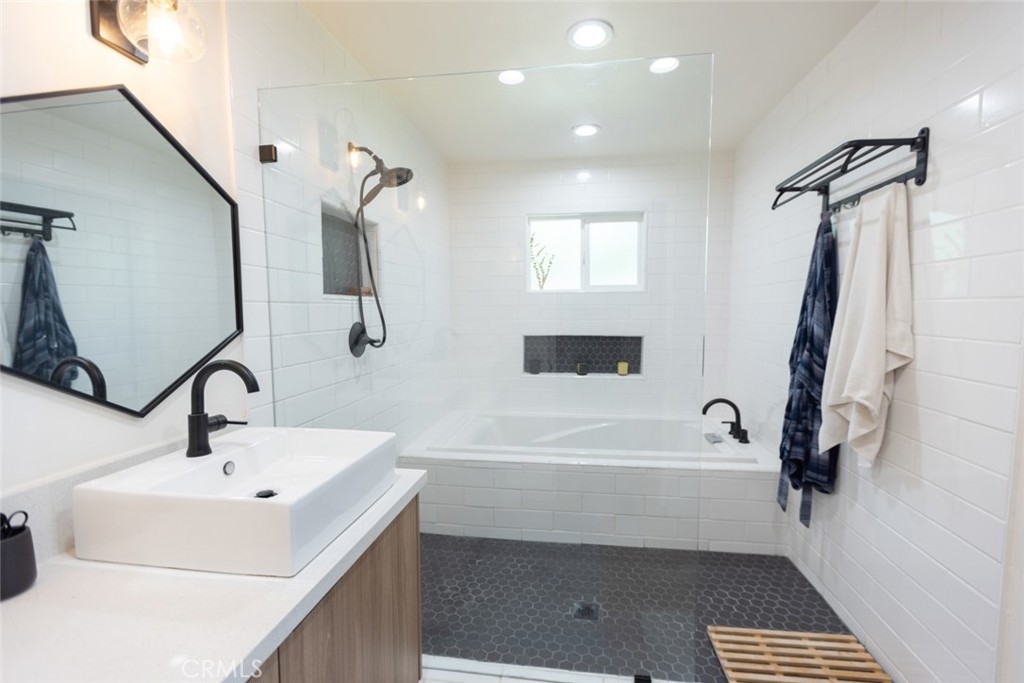 1361 Kenneth Drive