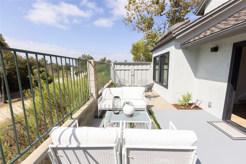 1095 Sea Terrace