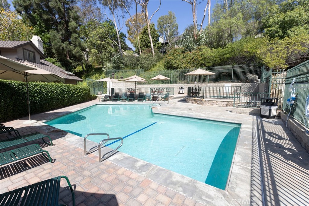 1095 Sea Terrace