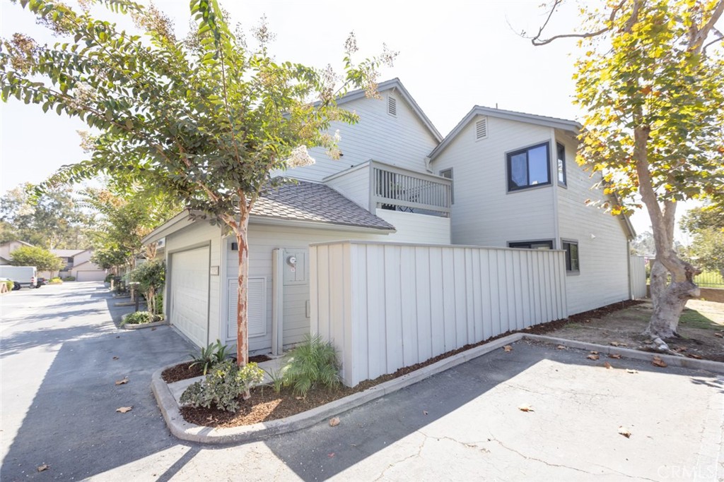 1095 Sea Terrace