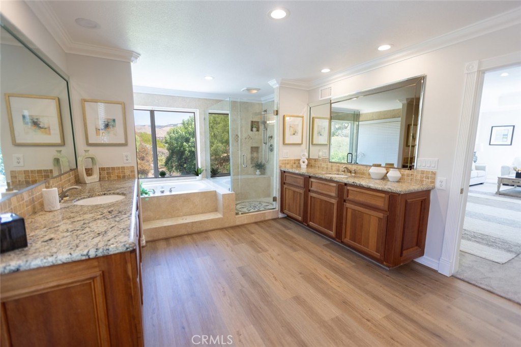 9731 Rangeview