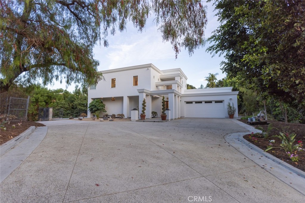 9731 Rangeview