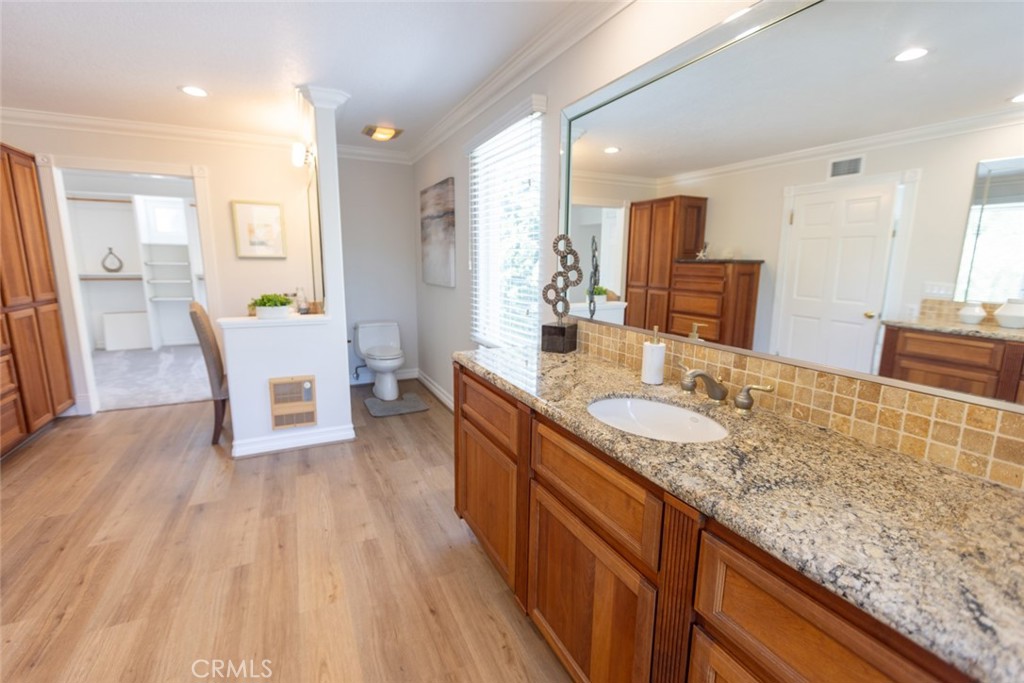 9731 Rangeview