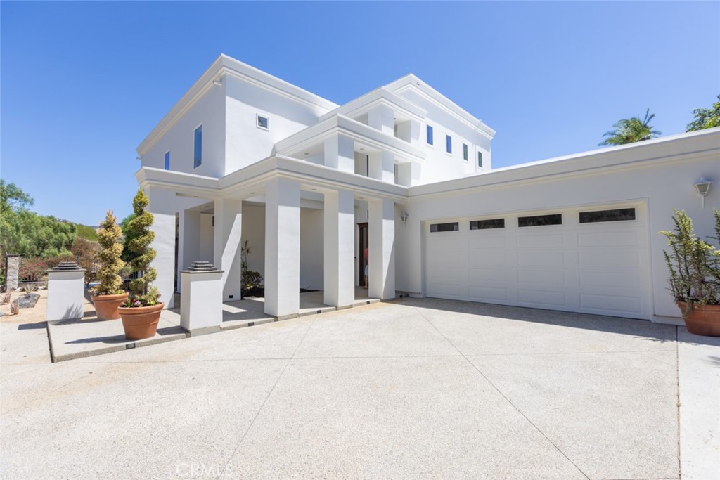 9731 Rangeview