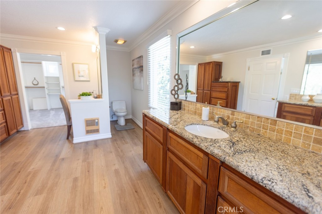 9731 Rangeview