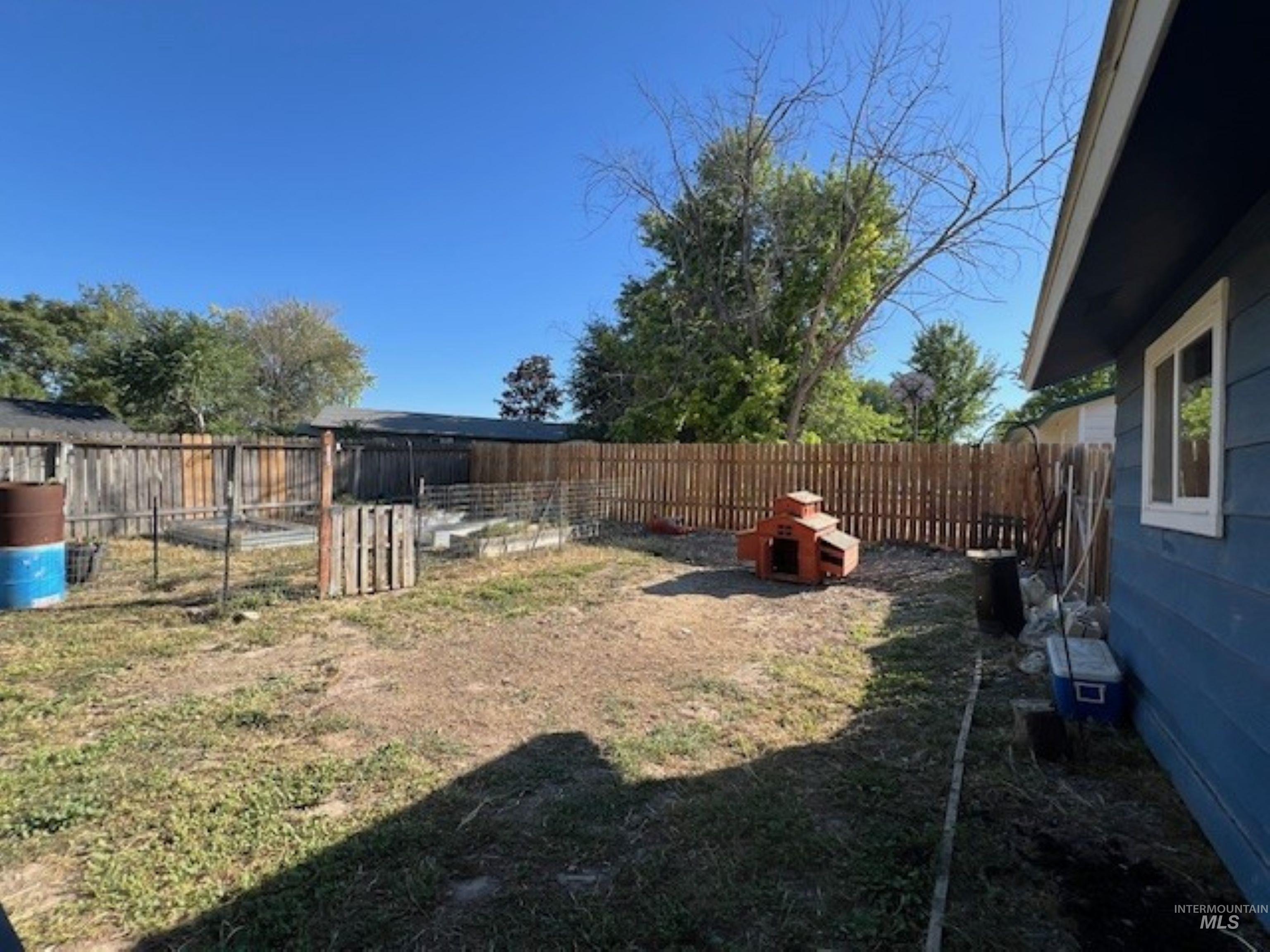 405 Live Oak Avenue