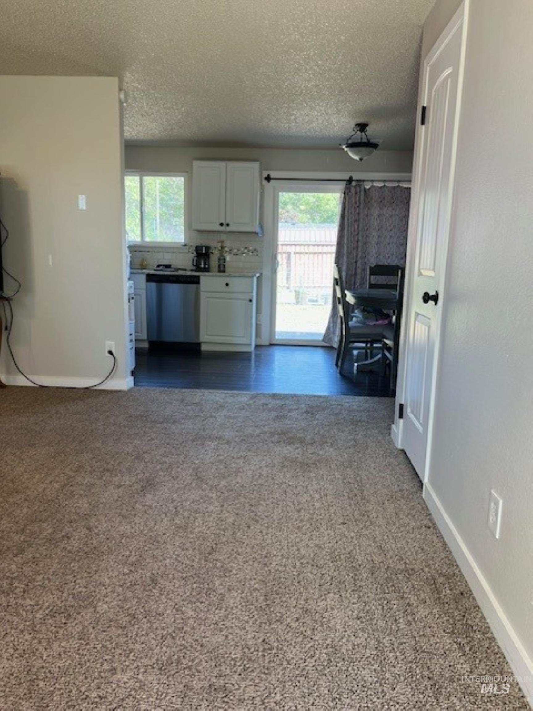 405 Live Oak Avenue