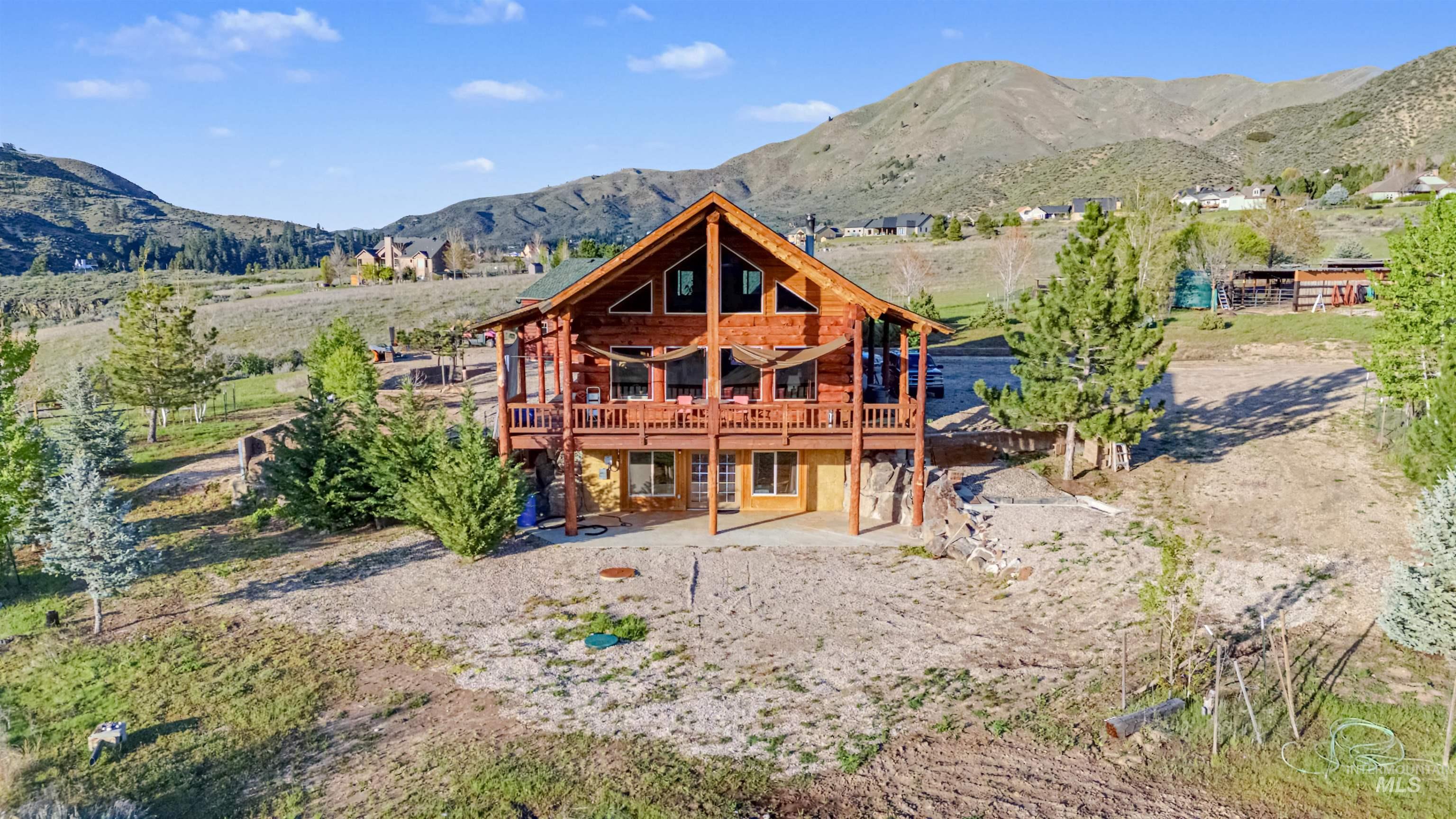 15 Rim Canyon